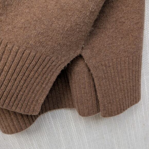 Everlane Tan Long Sleeve Classic Crew Neck Cropped Sweater, size M - Picture 4 of 8